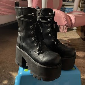 Reality Bytes Chunky Platform By Current Mood/Dolls Kill